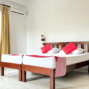Hotel Grand, Kandy